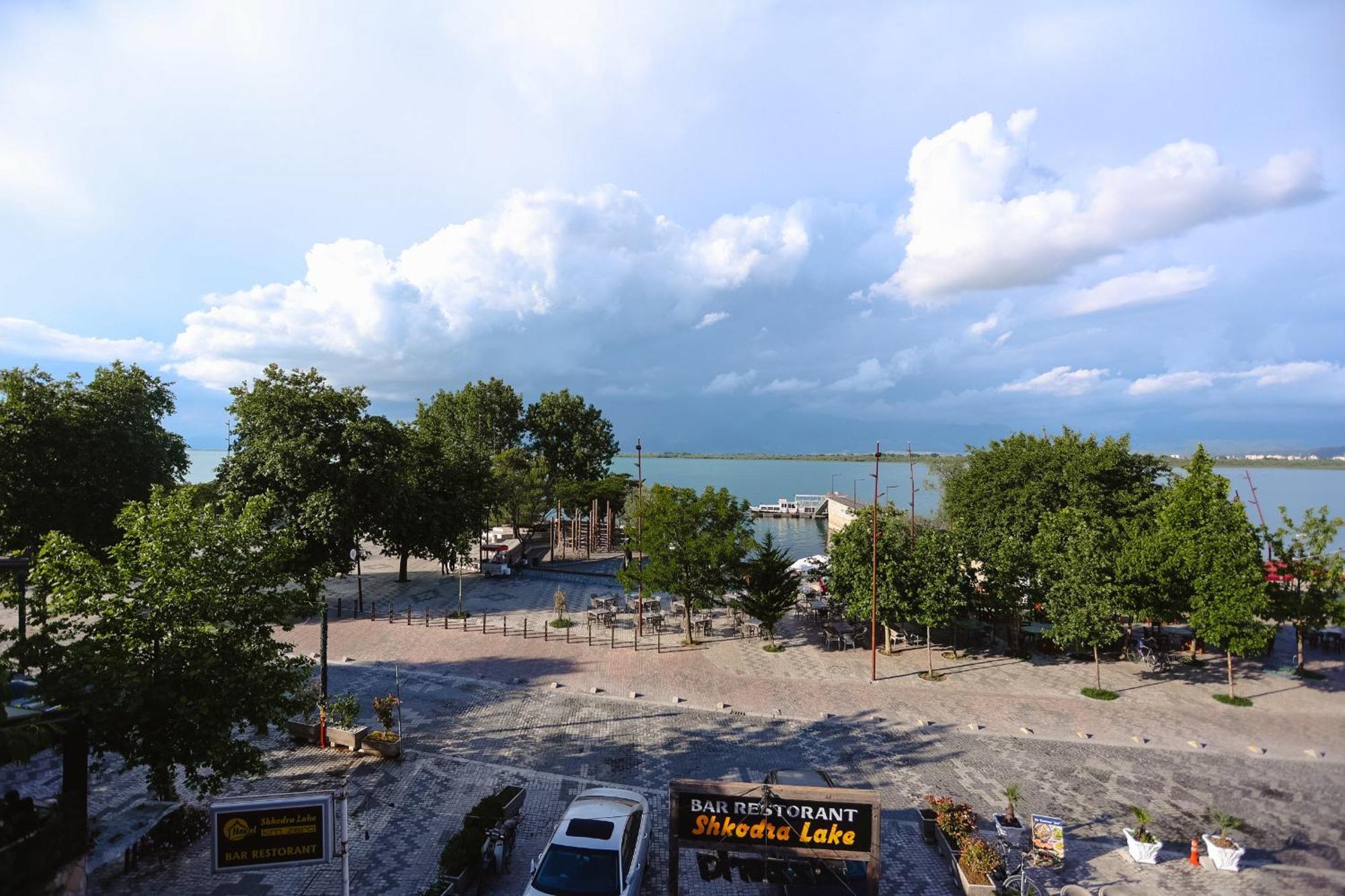 Hotel Shkodra Lake Shiroka Exterior photo