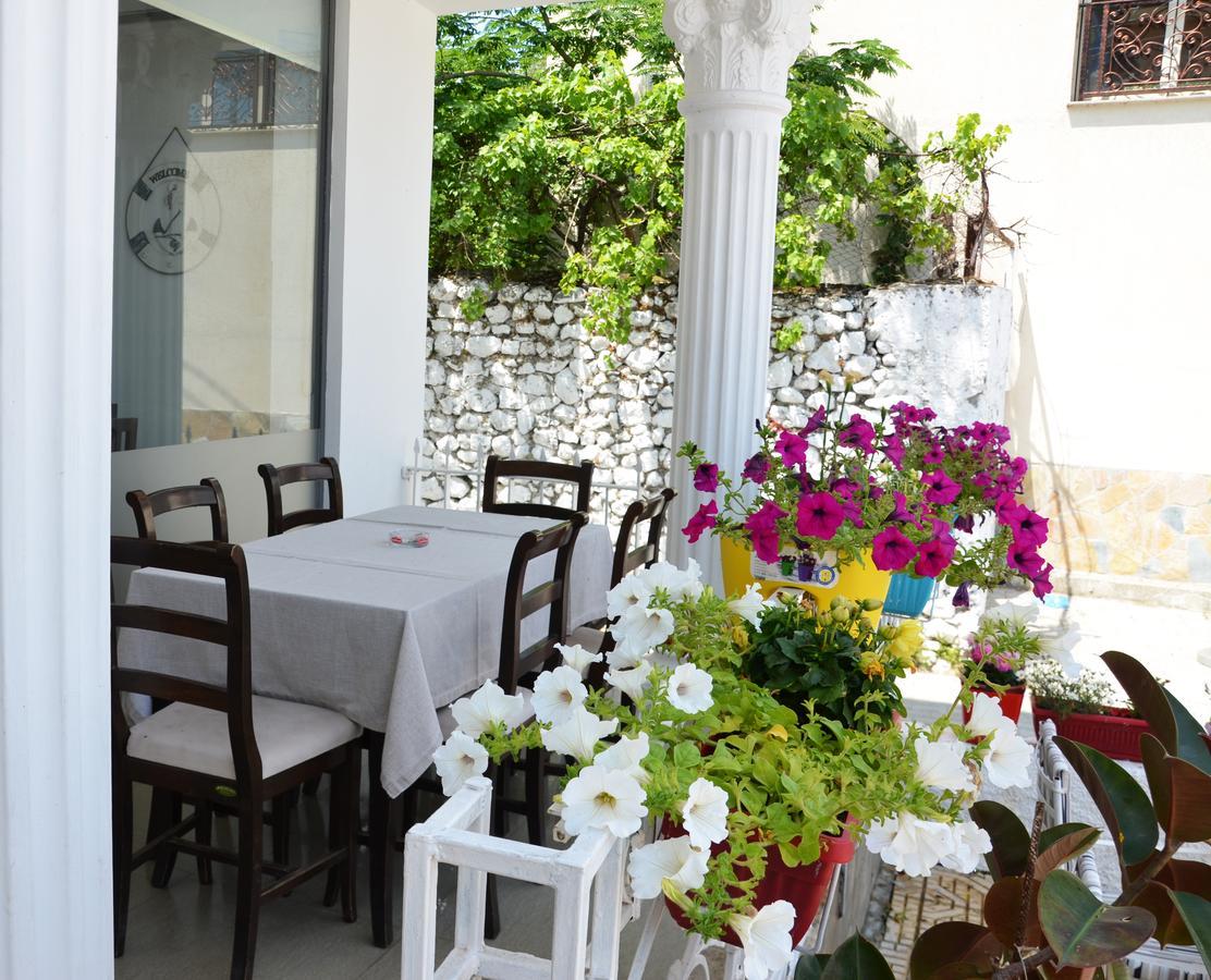 Hotel Shkodra Lake Shiroka Exterior photo
